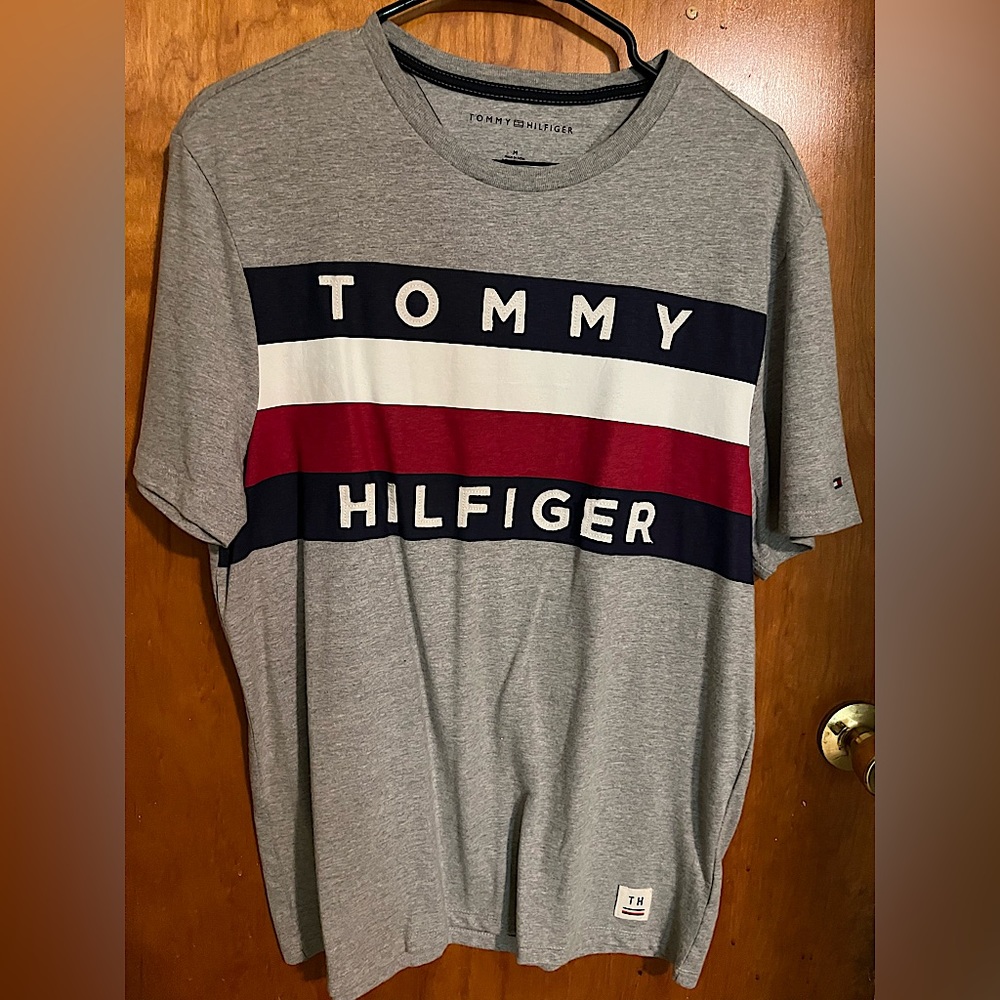 Tommy Hilfiger t shirt NWOT